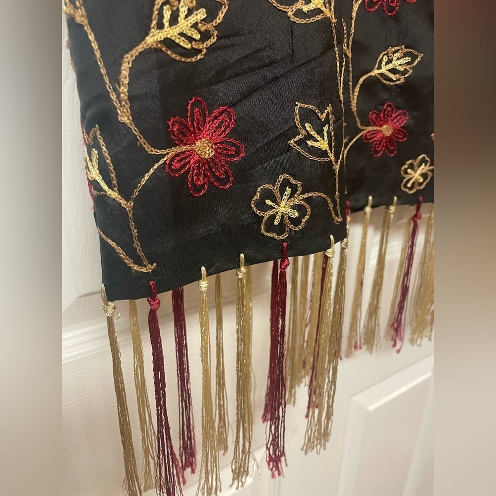 Silkland 100% pure silk maxi skirt Size 16 Black, red and gold, retro, holiday - Picture 7 of 9